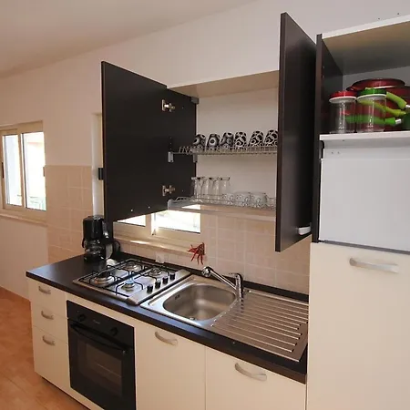 Daire Ferienwohnung Mit Zwei Terrassen - B44094 *